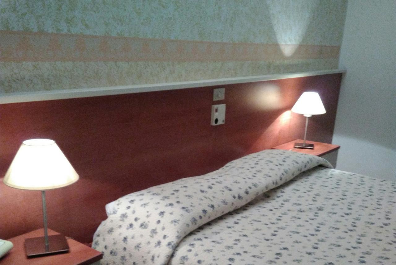 Hotel Elena Βερόνα Εξωτερικό φωτογραφία