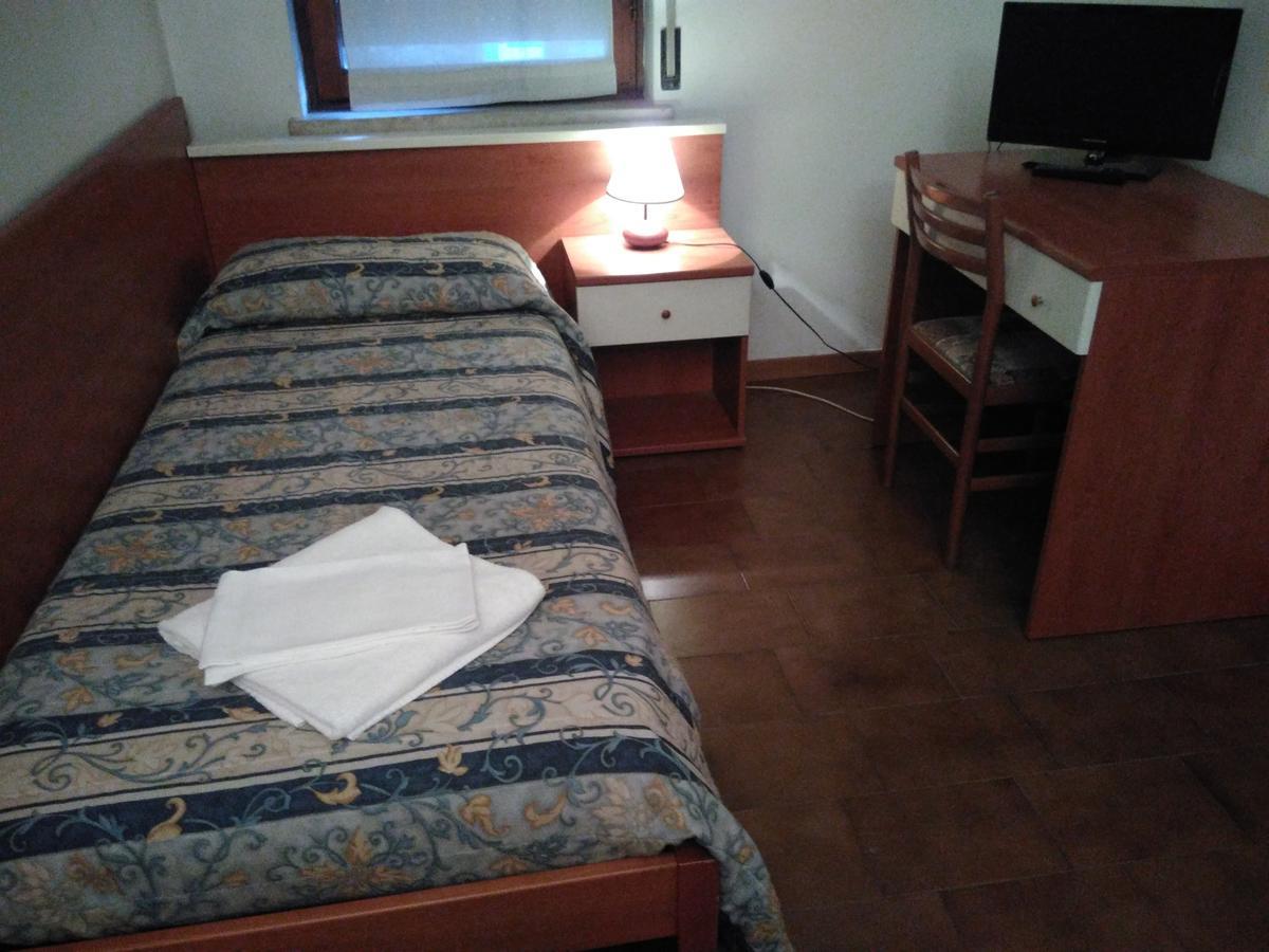 Hotel Elena Βερόνα Εξωτερικό φωτογραφία