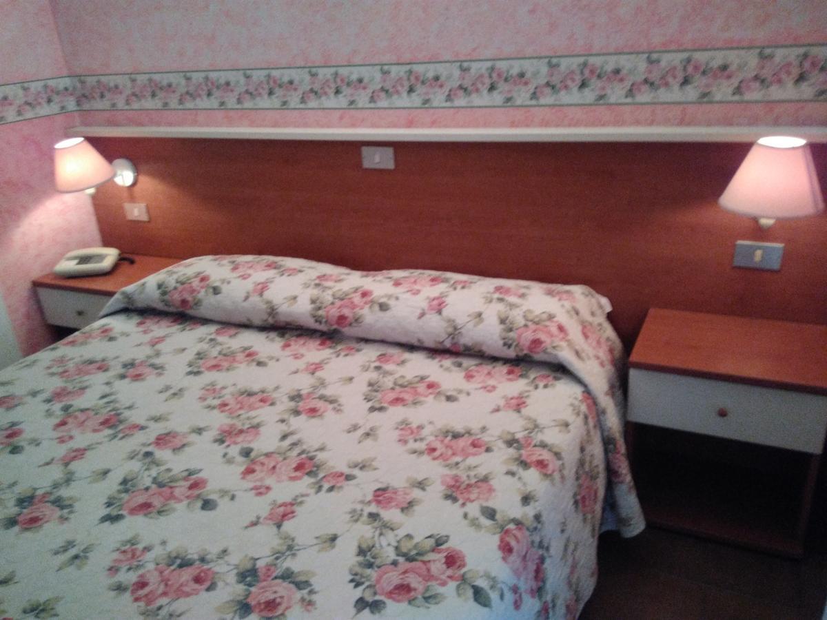 Hotel Elena Βερόνα Εξωτερικό φωτογραφία
